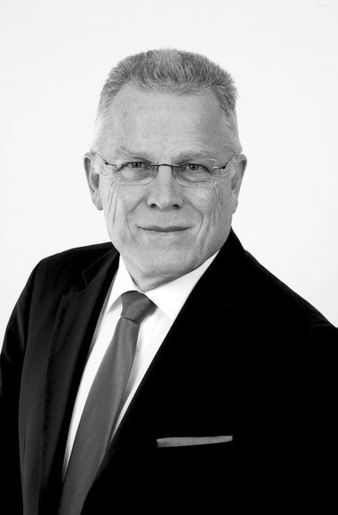 Dr.-Ing. Wolfgang Sturz ist Gründer von Transline.